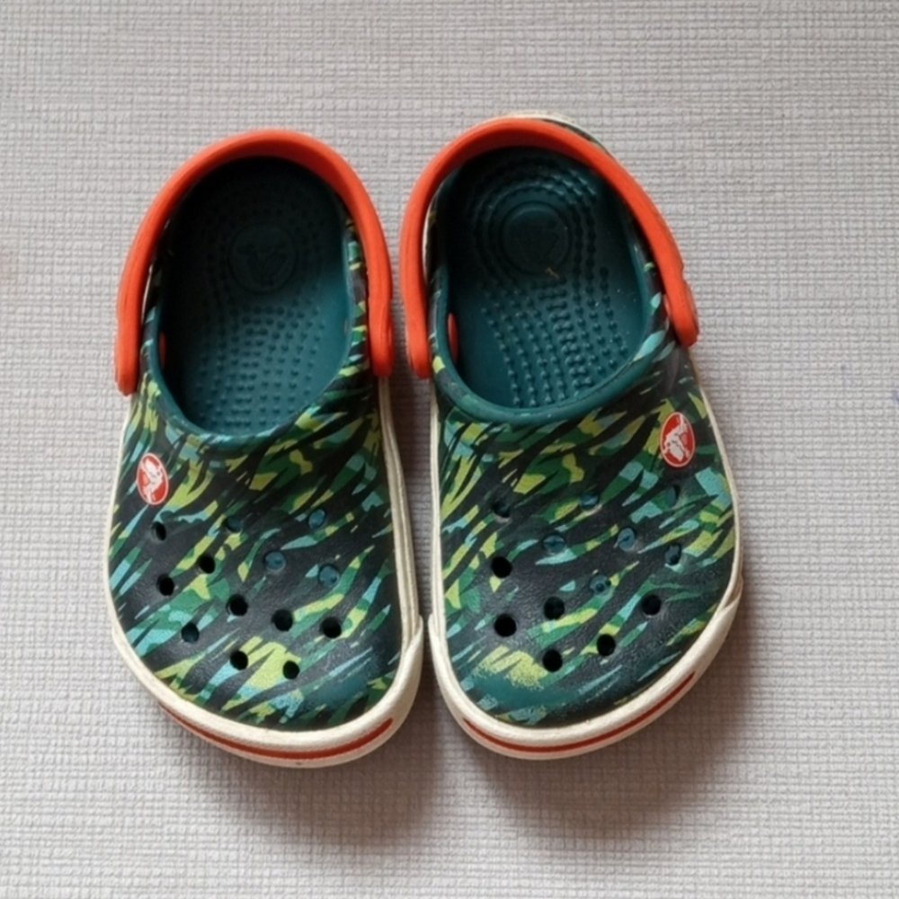 Kids Camouflage Clogs Crocs Size 4 Or 21